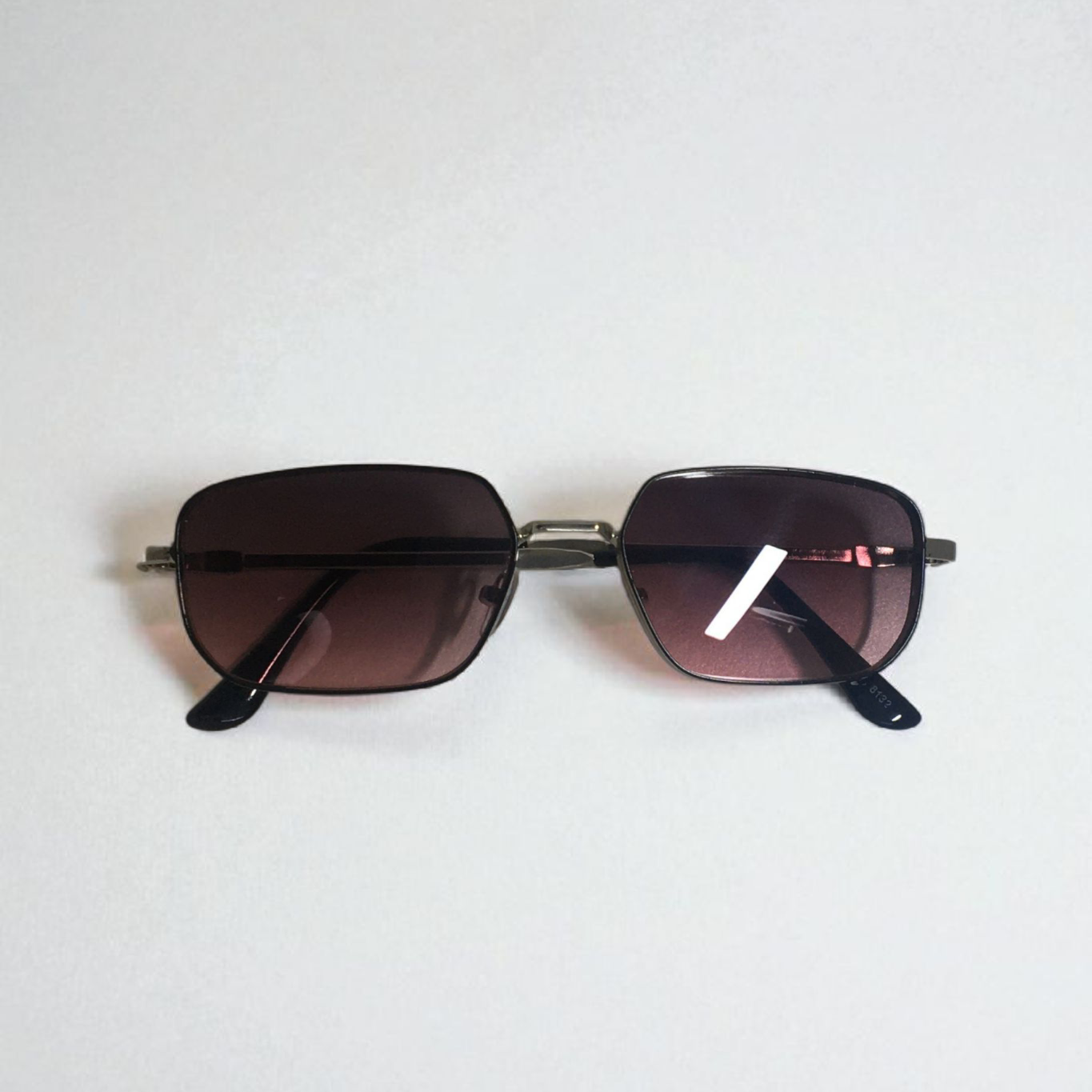 LUXEN – Sunglasses for Effortless Sophistication